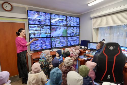 Małe Misie poznawały w Urzędzie Miejskim_2025