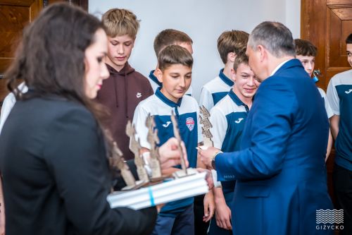 Nagrody Burmistrza w dziedzinie SPORTU_15 maja 2023 r. | gizycko.pl/ Fotografia Tomasz Karolski