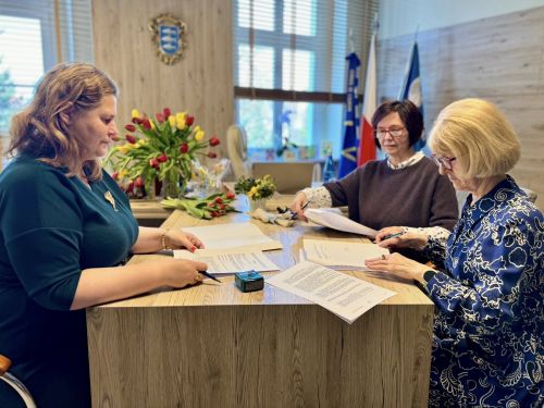 Podpisanie umów grantowych